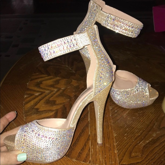 NWT Swan-05 High Heel Plaform Dress Pump, STUNNING! Multiple sizes available! - Picture 15 of 15